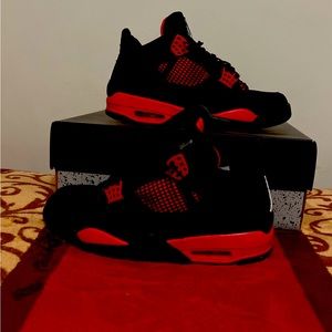 jordan 4 size 9 with box